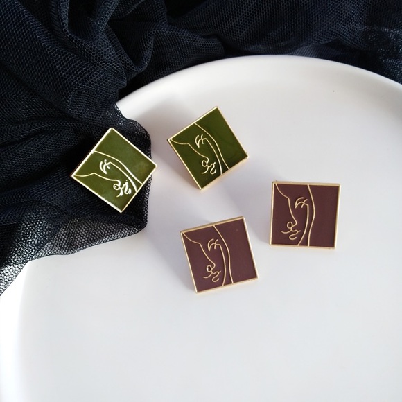 💙Artsy Girl Colored Earrings Art - Picture 6 of 7